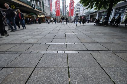 Boden deluxe: die teure Stuttgarter Königstraße Boden deluxe: die teure Stuttgarter Königstraße
