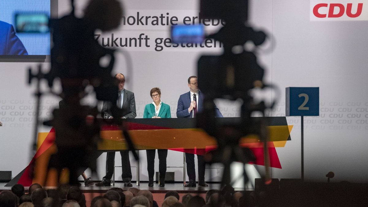 Revival der Regionalkonferenzen? 2018 waren Friedrich Merz, Annegret Kramp-Karrenbauer und Jens Spahn am Start. Fotos: Joachim E. Röttgers