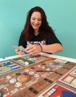 Unsere Autorin Annette Hoch als Raubtierkapitalistin.