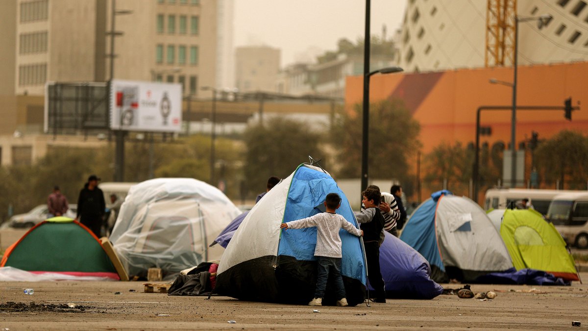 In Beirut, der Hauptstadt des Libanon, harren Geflüchtete in Zelten aus. Foto: Marwan Naamani/ZUMA Press Wire