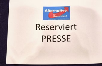 "Dokumentieren Sie mit uns die schlimmsten Lügen", herzt und hetzt die AfD die Presse.