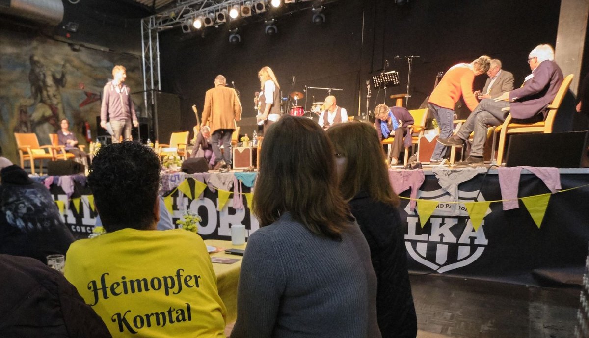 Betroffene auf der Bühne wie im Publikum bei der Podiumsdiskussion im LKA Longhorn, Stuttgart. Fotos: Joachim E. Röttgers