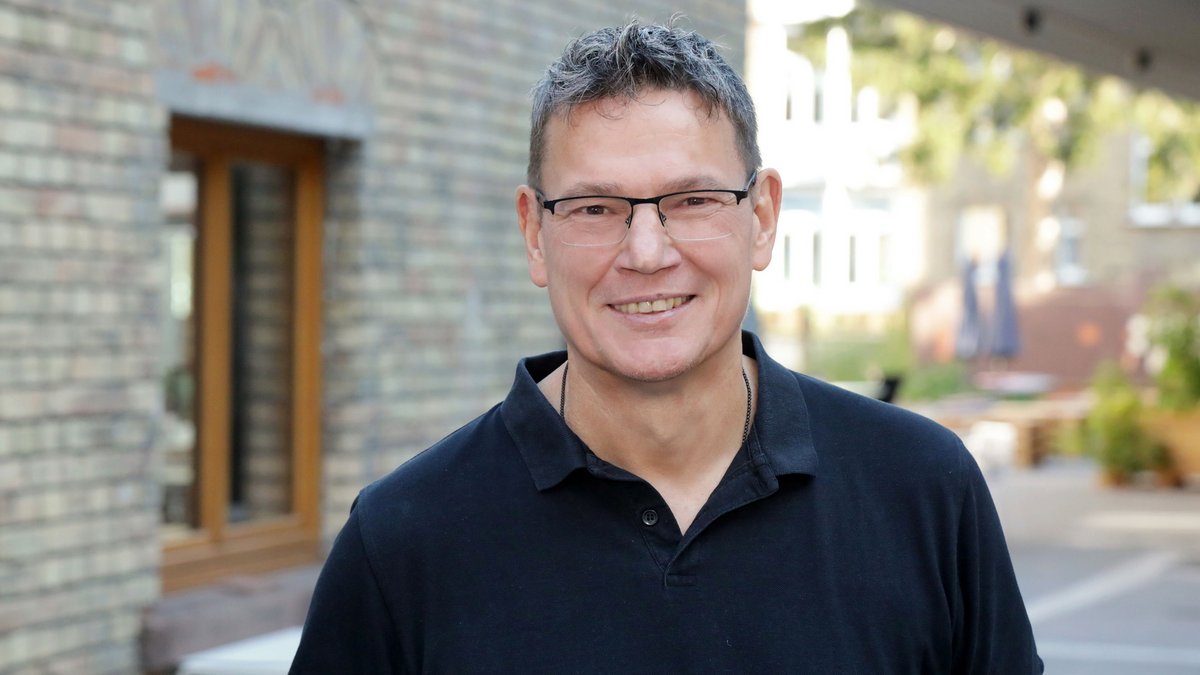 Der vermögende Karlsruher Ralph Suikat hat viel für Verteilungsgerechtigkeit übrig. Foto: Simone Staron Der vermögende Karlsruher Ralph Suikat hat viel für Verteilungsgerechtigkeit übrig. Foto: Simone Staron