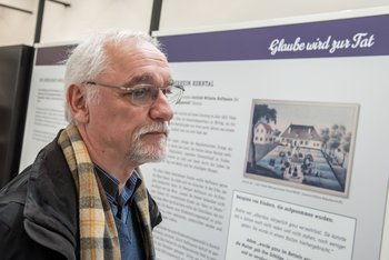 "Es ist gelungen, einen schmerzhaften Prozess mit großer Sensibilität und Empathie durchzuhalten."