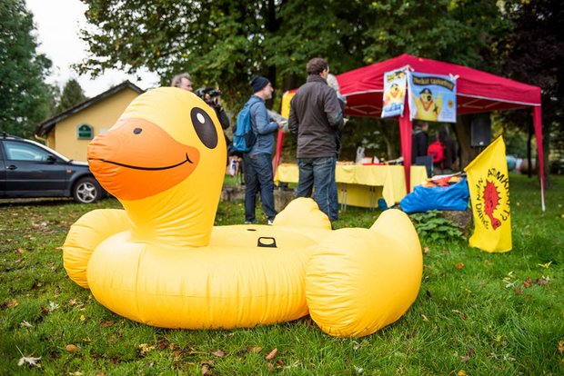 Anti-Atom-Ente and er Mahnwache