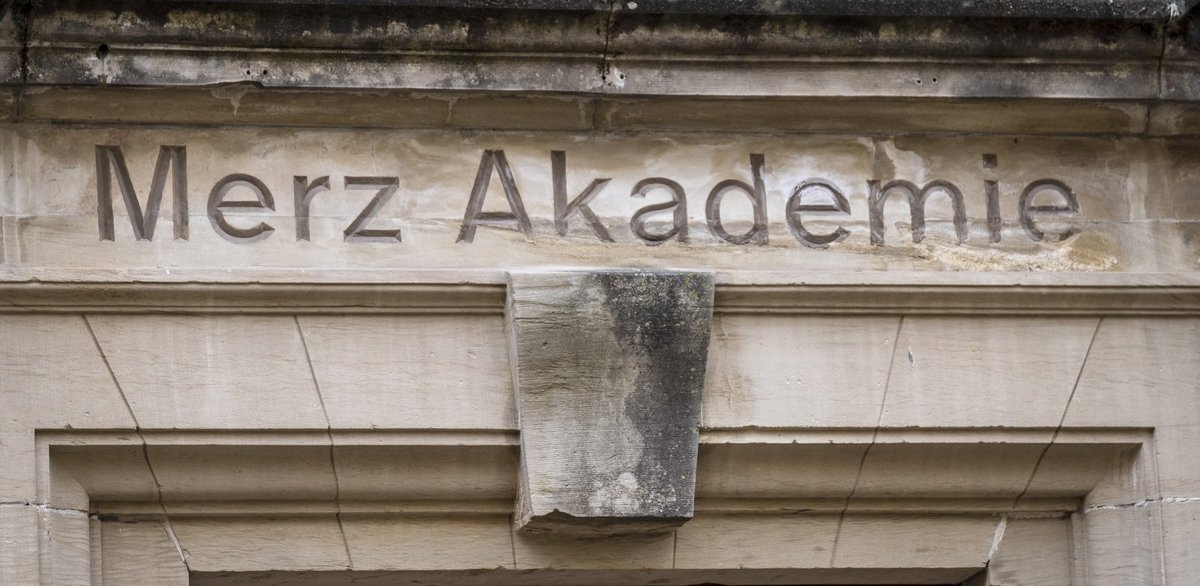 Müsste ihre Pforte schließen, gäbe es den staatlichen Zuschuss nicht, sagt die Merz Akademie in Stuttgart. Foto: Joachim E. Röttgers