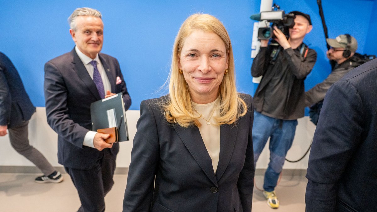 Im Mittelpunkt medialen, kommunalen und politischen Interesses: Evelyn Palla, seit 1. Oktober Vorstandsvorsitzende der DB AG. Fotos: Jens Volle