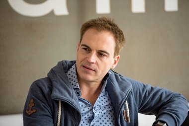 Lücken spürt Gerhard Schick, in der Gesellschaft ...