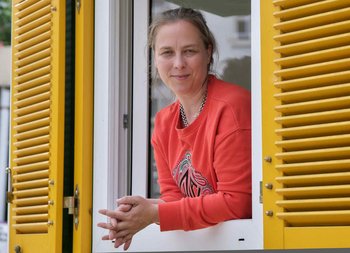 In-Kontakt-Kommen im Bauwagen: Nina Gühlstorff. In-Kontakt-Kommen im Bauwagen: Nina Gühlstorff.