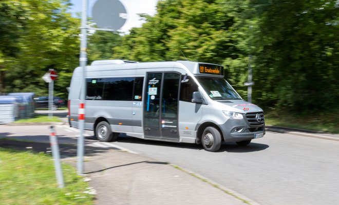 Beim Ersatzverkehr für den Ort wurde darauf geachtet, dass die Busse nicht zu groß sind. 