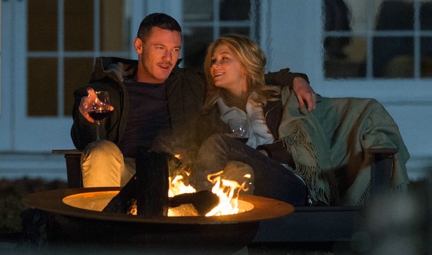 Nicht immer so harmonisch: Scott (Luke Evans) und Megan (Haley Bennett).