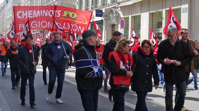 Eisenbahner in Lyon (cheminots) demonstrieren am 22. März 2018 gegen die Privatisierung des öffentlichen Sektors. Foto: Jeanne Menjoulet/Flickr, CC BY 2.0