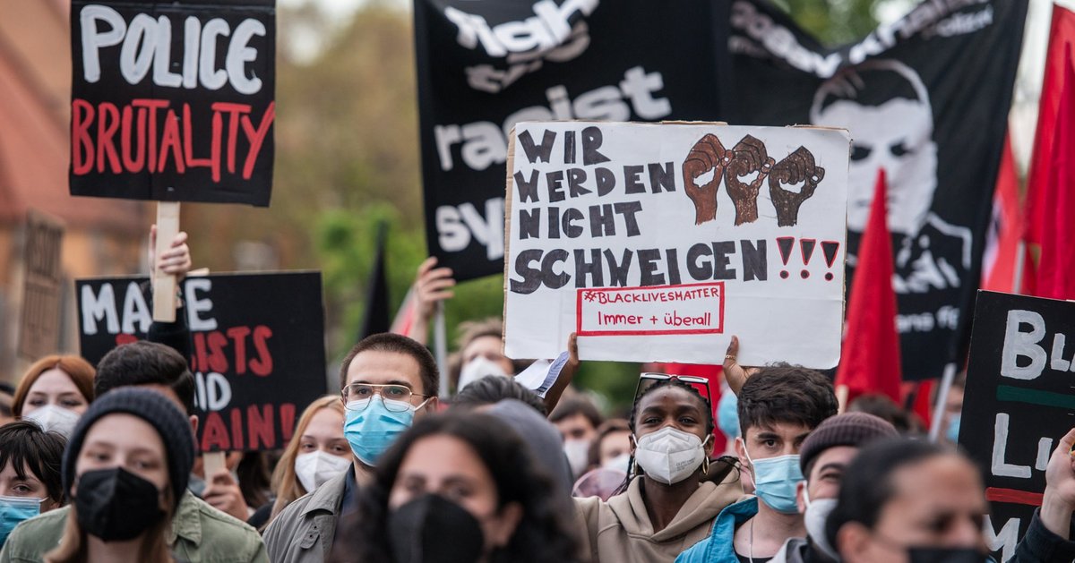 Demozug durch die Stuttgarter Innenstadt am 28. Mai – mehr Fotos davon mit Klick auf den Pfeil.