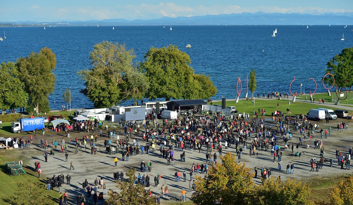 Laut Polizei blieben die Teilnehmerzahlen teils hinter den Erwartungen zurück. Hier die Abschlusskundgebung, die Merkel abwählen wollte. 