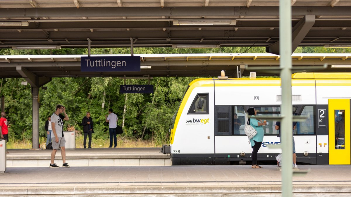 Nächster Halt: Tuttlingen. Nächster Halt: Tuttlingen.