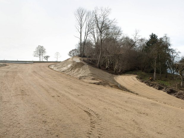 Vorrangfläche fürs Gewerbe, Nachrangfläche für Verkehr? Hier jedenfalls entsteht eine Straße.