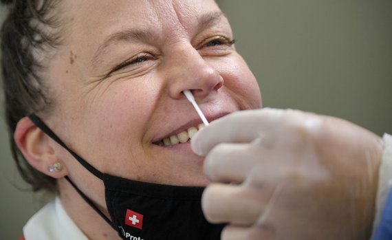 Und Arbeitsrechtler Däubler meint, der Test sei nicht übermäßig belastend. Scheint zu stimmen. Und Arbeitsrechtler Däubler meint, der Test sei nicht übermäßig belastend. Scheint zu stimmen.