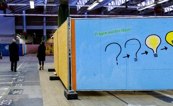 Rücke vor bis Opernplatz
