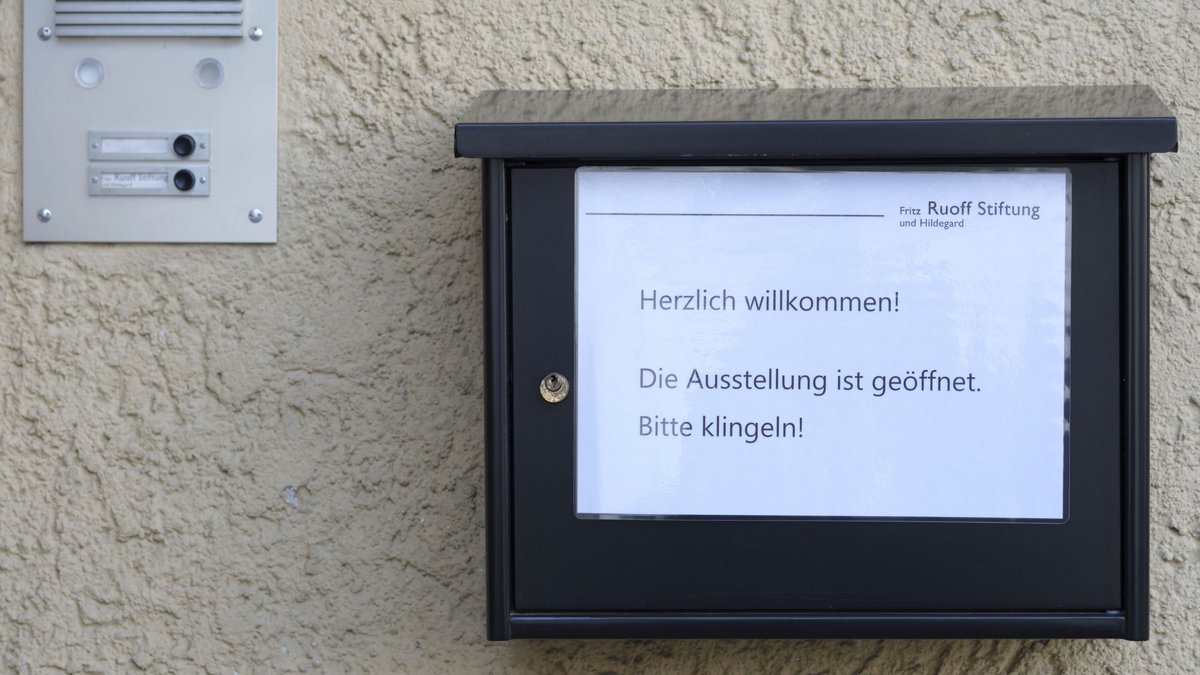 Das gilt samstags uDas gilt samstag- und sonntagnachmittags.nd sonntags nachmittags.