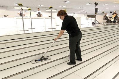 Billig schuften für die Reichen.