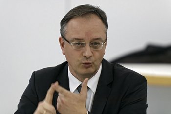 Verheddert in den eigenen Vorgaben: Kultusminister Andreas Stoch. Foto: Joachim E. Röttgers