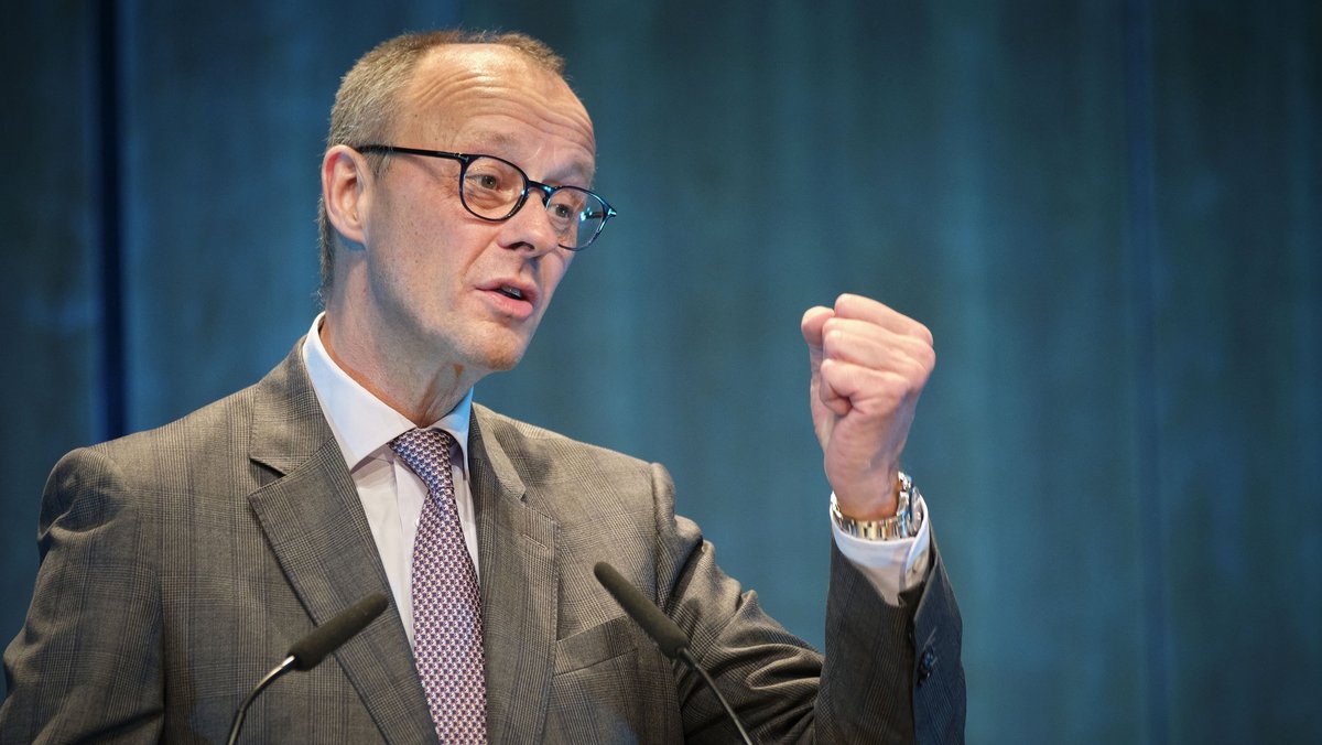 Viele Scheingefechte: Kanzlerkandidat Friedrich Merz (CDU) gibt sich kämpferisch. Foto: Joachim E. Röttgers 