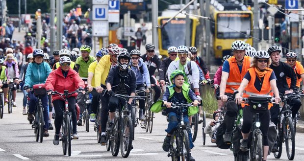 Die Autostadt Stuttgart soll zu einer Fahrradstadt werden.