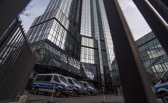 Helfer der organisierten Kriminalität