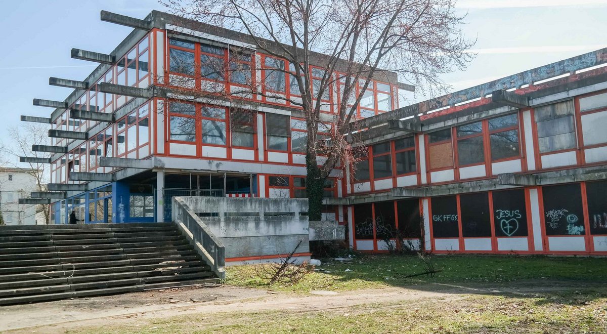Hat schon bessere Tage gesehen: das Haus Weingarten, ein ehemaliges Kulturzentrum. Hat schon bessere Tage gesehen: das Haus Weingarten, ein ehemaliges Kulturzentrum.