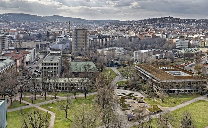 Ein Lied handelt vom Uni-Campus, "schön vernachlässigter Ort".