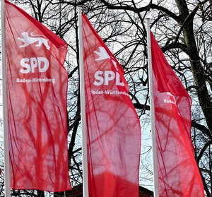 Rechts geht's für die SPD nur abwärts.