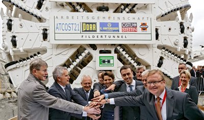 Tunneltaufe am Fildertunnel in Stuttgart-Fasanenhof (PFA 1.2). Im Anschlussabschnitt 1.3 stockt's gewaltig. Foto: Joachim E. Röttgers