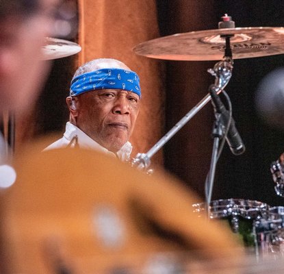 Auftritt des Jazzdrummers Billy Cobham im Franz.K. Foto: Jens Volle 