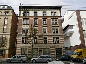 Auch ein Grund für Wohnungsnot: leer stehende Spekulationsobjekte.