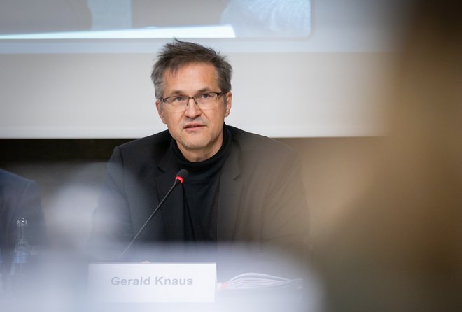 Migrationsforscher Gerald Knaus fragt, was Rückführungszentren sein sollen: "Ein Hotel oder eine Metapher?" Foto: Julian Rettig