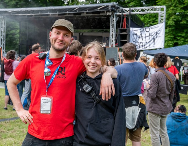 Simon Landwehr und Linda Rückschloss vom Orga-Team. Simon Landwehr und Linda Rückschloss vom Orga-Team.