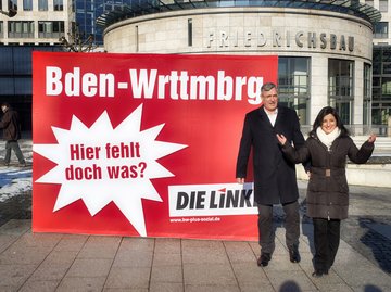 Bernd Riexinger und Gökay Akbulut stellen die Linken-Kampagne zur Landtagswahl vor.