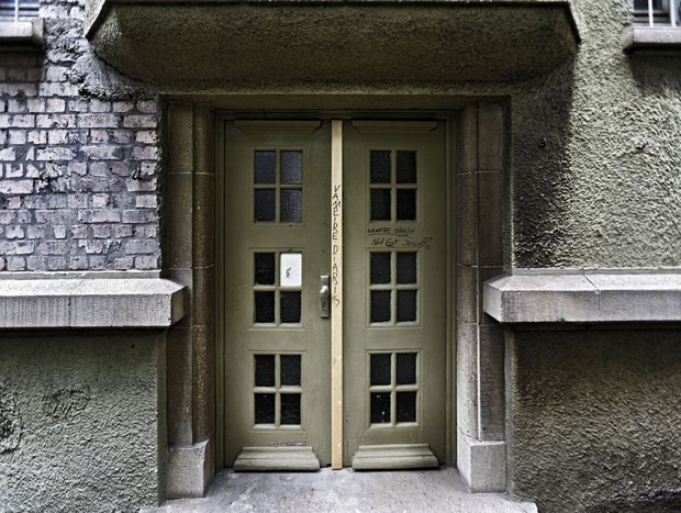 Eingang bis zum Wahlausgang. Foto: Joachim E. Röttgers