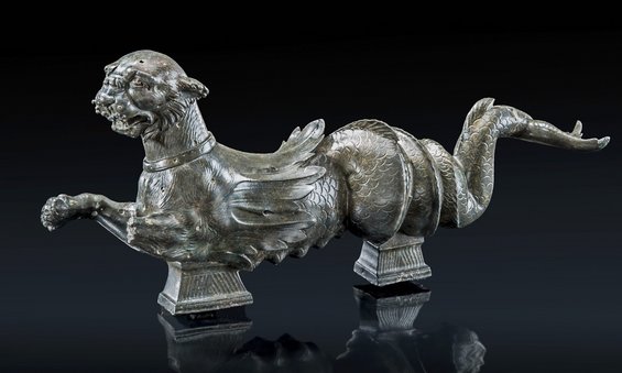 Aus dem römischen Ladenburg, 2. Jahrhundert: Die als Mischwesen, sog. Seeleoparden, gestalteten Türgriffe zierten einst ein Prunkportal. Foto: Archäologisches Landesmuseum Baden-Württemberg, Manuela Schreiner Aus dem römischen Ladenburg, 2. Jahrhundert: Die als Mischwesen, sog. Seeleoparden, gestalteten Türgriffe zierten einst ein Prunkportal. Foto: Archäologisches Landesmuseum Baden-Württemberg, Manuela Schreiner