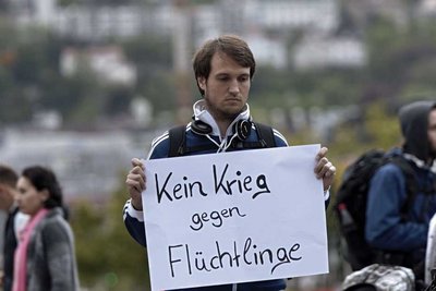 Auch die Grüne Jugend war dabei: Protest in Stuttgart 2015 gegen Flüchtlingspolitik, die Tote auf dem Mittelmeer fordert.