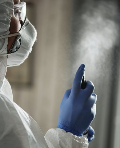 Auch das sollte inzwischen jeder wissen: Aerosole spielen eine zentrale Rolle bei der Übertragung des Coronavirus'. Foto: Matilda Wormwood