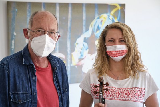 Moderator Stefan Siller traf die Demo-Initiatorin zum Gespräch in der Kontext-Redaktion.