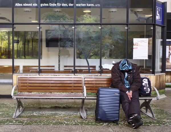 Streckensperrungen über viele Monate? So geduldig sind dann wohl nur noch wenige Bahnkund:innen.