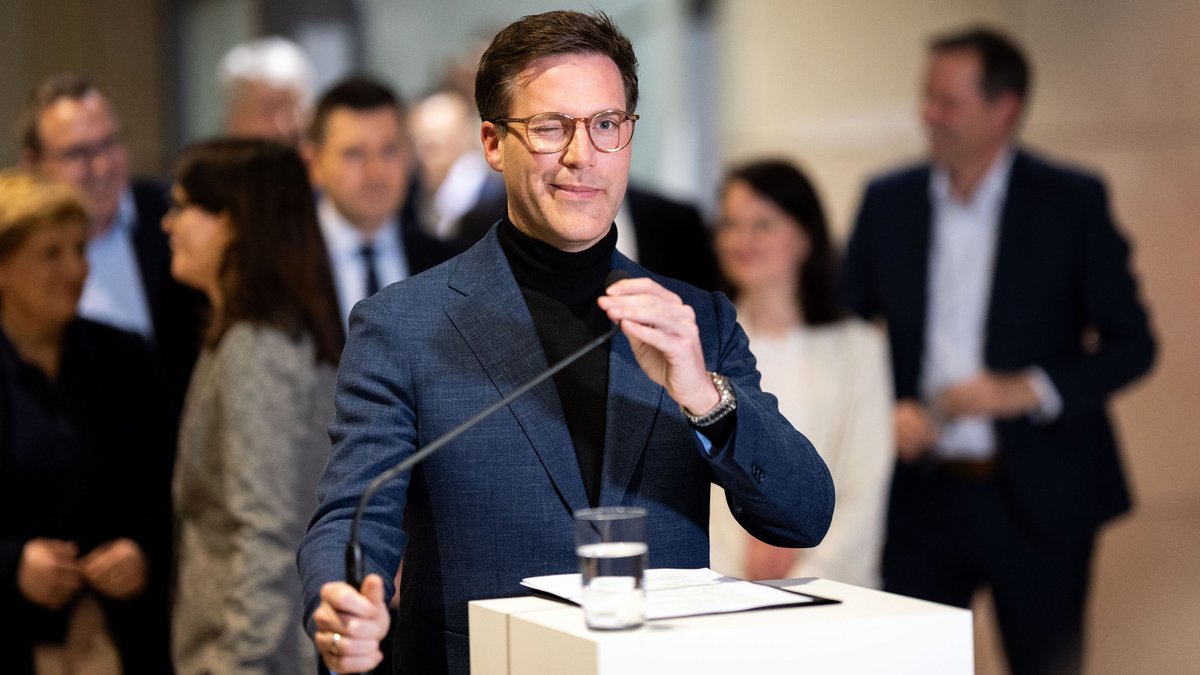 Gesichter machen kann CDU-Landeschef Manuel Hagel viele. Fotos: Julian Rettig