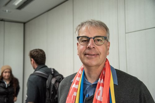 Wolfgang Bromme, Pfarrer aus Hanau, war mal überzeugter Pazifist, heute zweifelt er.