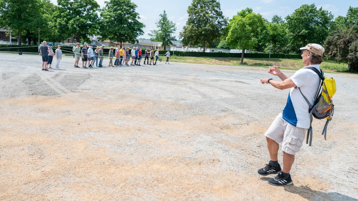 Ganz schön Zug herrscht beim lebendigen Windrad.