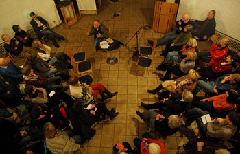 Moskovitz-Vortrag im evangelischen Gemeindesaal in Ehrenkirchen bei Freiburg, 2012. Foto: Günter Hammer