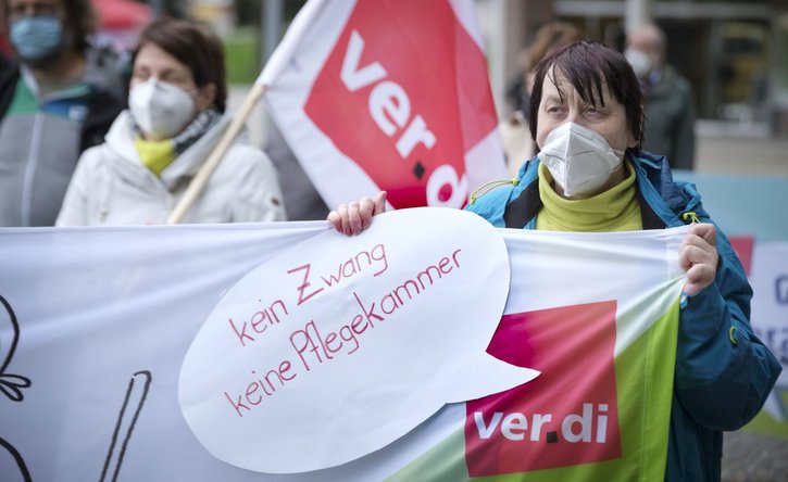 Zum internationalen Tag der Pflege 2021 startet Verdi die Aktion "Kein Zwang zur Pflegekammer!"