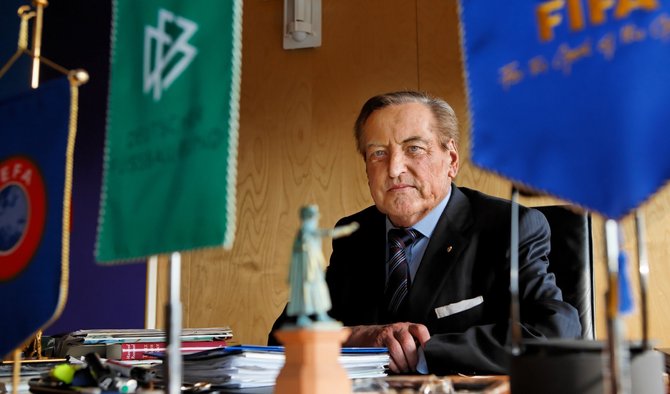 Das waren Zeiten: Gerhard Mayer-Vorfelder 2006. Foto: Joachim E. Röttgers Das waren Zeiten: Gerhard Mayer-Vorfelder 2006. Foto: Joachim E. Röttgers