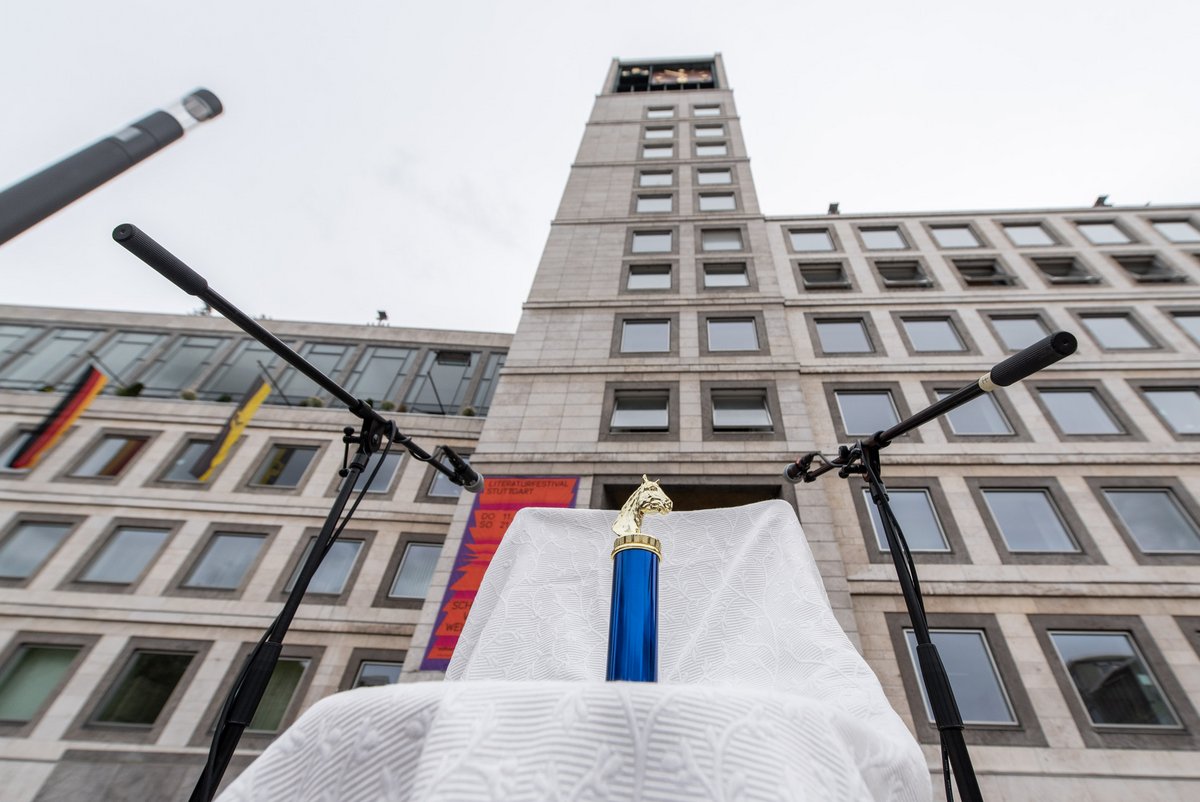 Zur Preisverleihung vor dem Rathaus ist Frank Nopper nicht erschienen.  Zur Preisverleihung vor dem Rathaus ist Frank Nopper nicht erschienen.